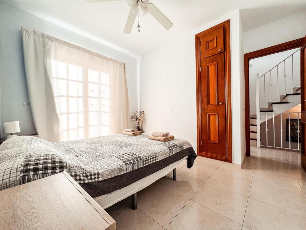 Townhouse With Ac In Callao Salvaje, Sonia, Cs148 外观 照片